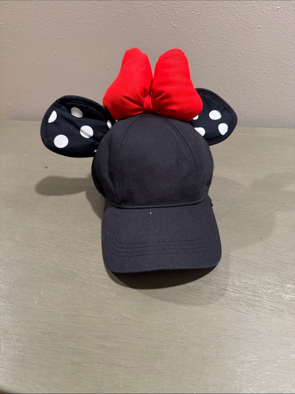 Disney Minnie Black Cap with Polka-Dot Ears and Red Bow Adult 57-60cm